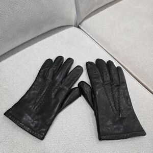 Classic Black Leather Gloves with Thinsulate Lining
